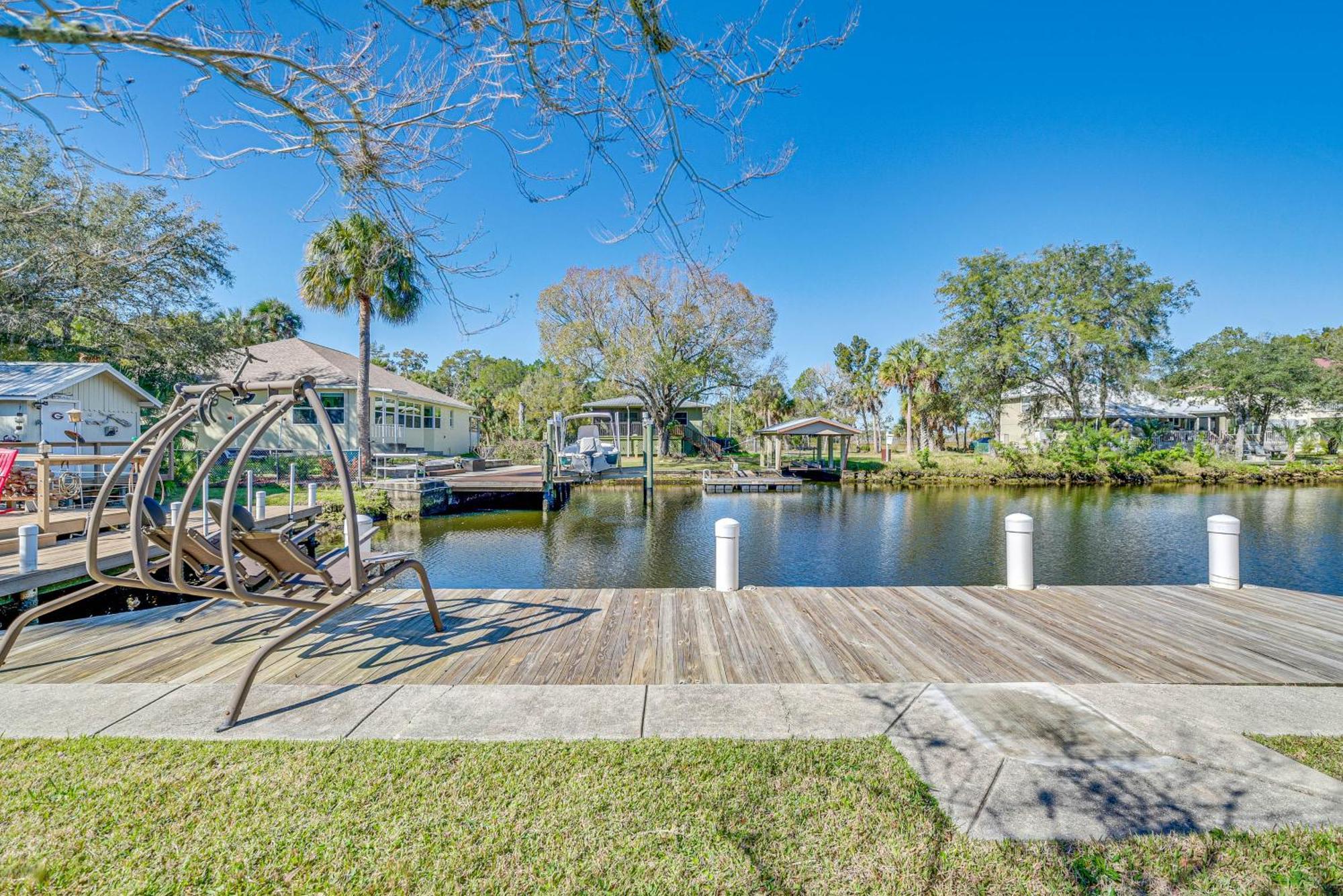 Riverfront Home With Private Dock, Fire Pit! Homosassa Exterior photo