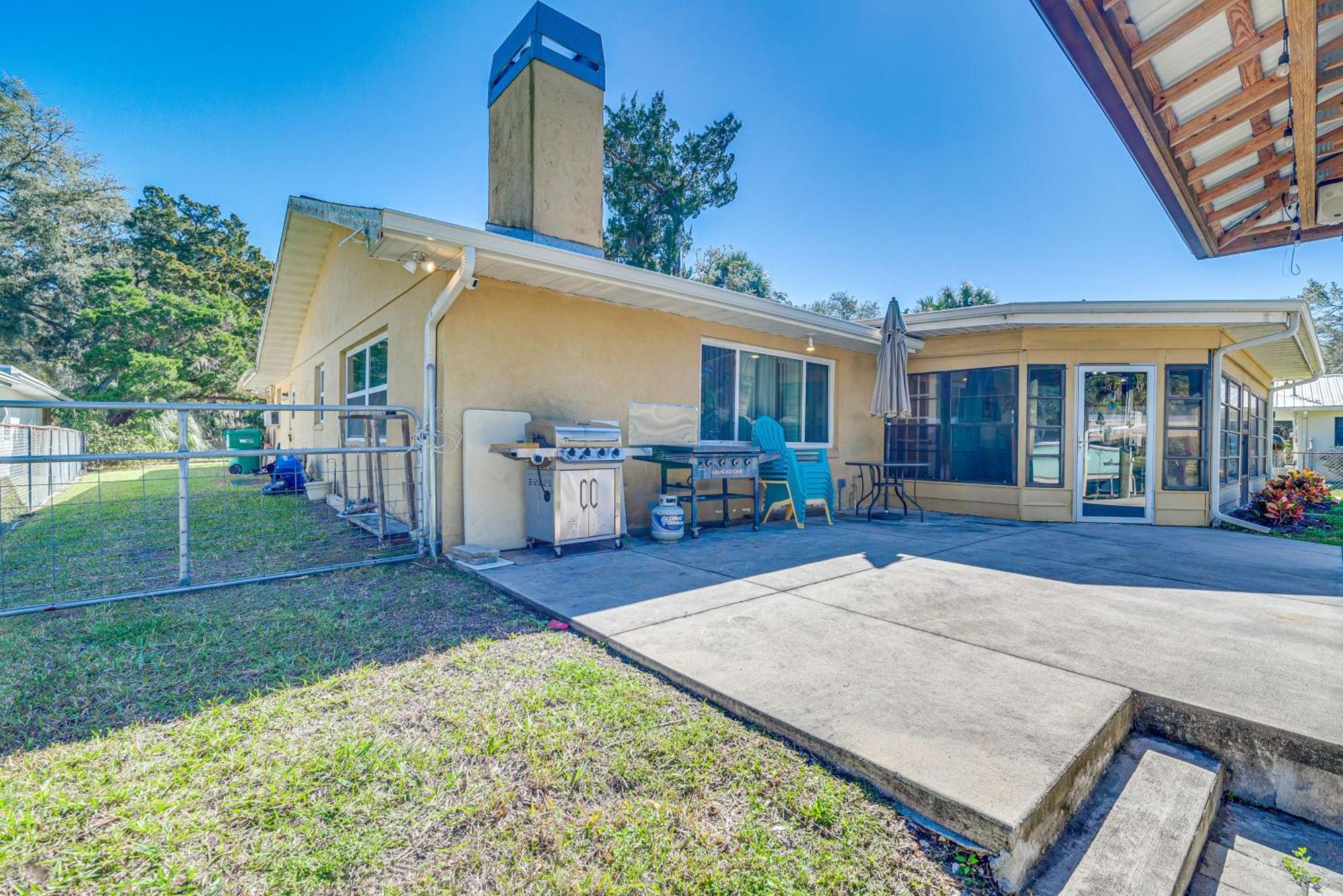 Riverfront Home With Private Dock, Fire Pit! Homosassa Exterior photo