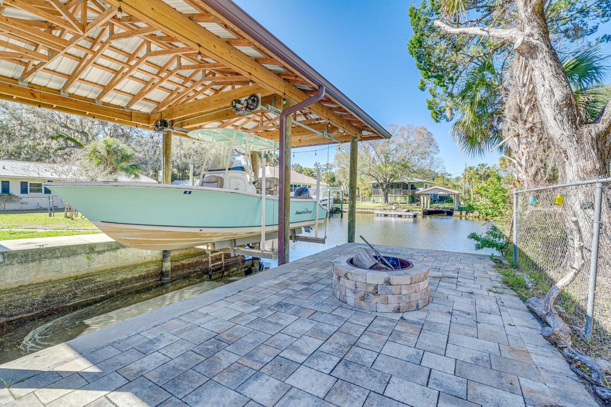 Riverfront Home With Private Dock, Fire Pit! Homosassa Exterior photo